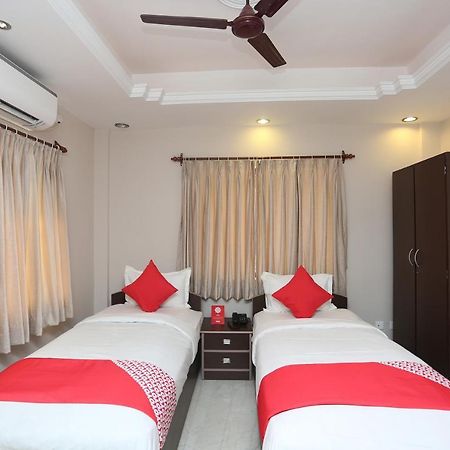 Oyo 19855 B S Guest House Jadabpur Экстерьер фото