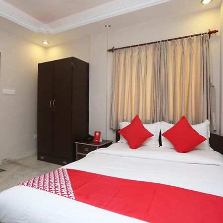 Oyo 19855 B S Guest House Jadabpur Экстерьер фото