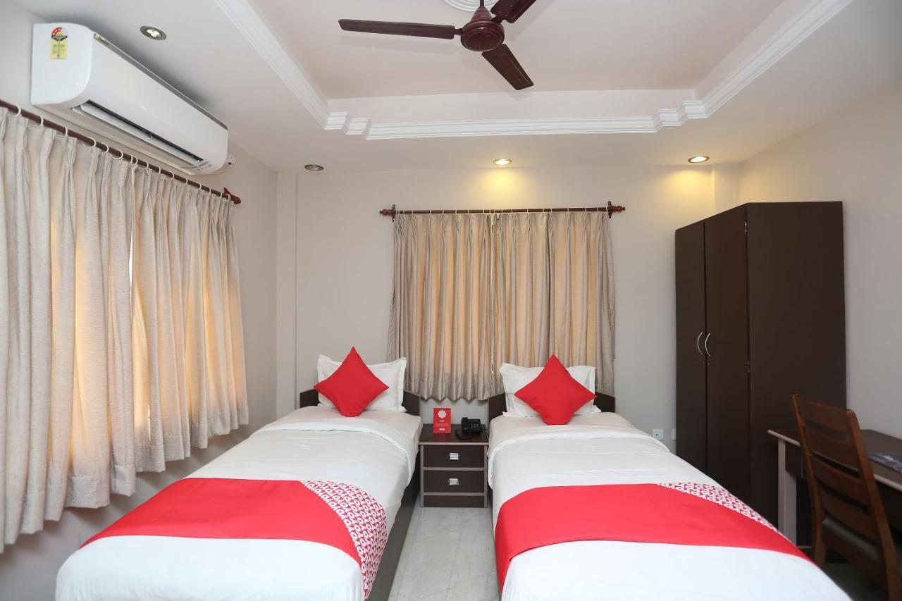 Oyo 19855 B S Guest House Jadabpur Экстерьер фото