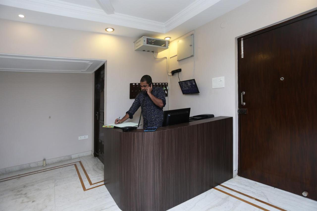Oyo 19855 B S Guest House Jadabpur Экстерьер фото