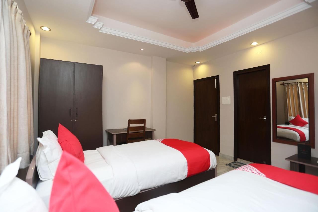Oyo 19855 B S Guest House Jadabpur Экстерьер фото